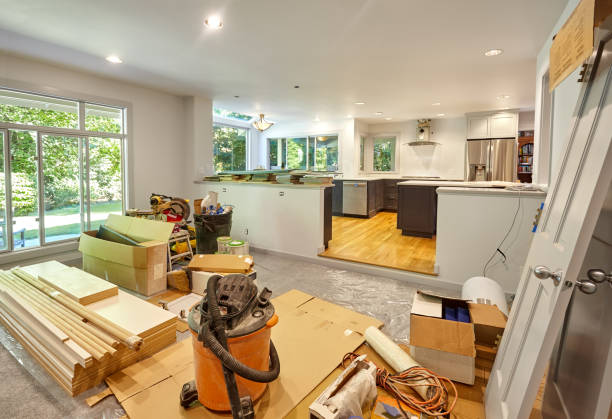 Professional Cabinet Refacing technician working in New Hope, PA